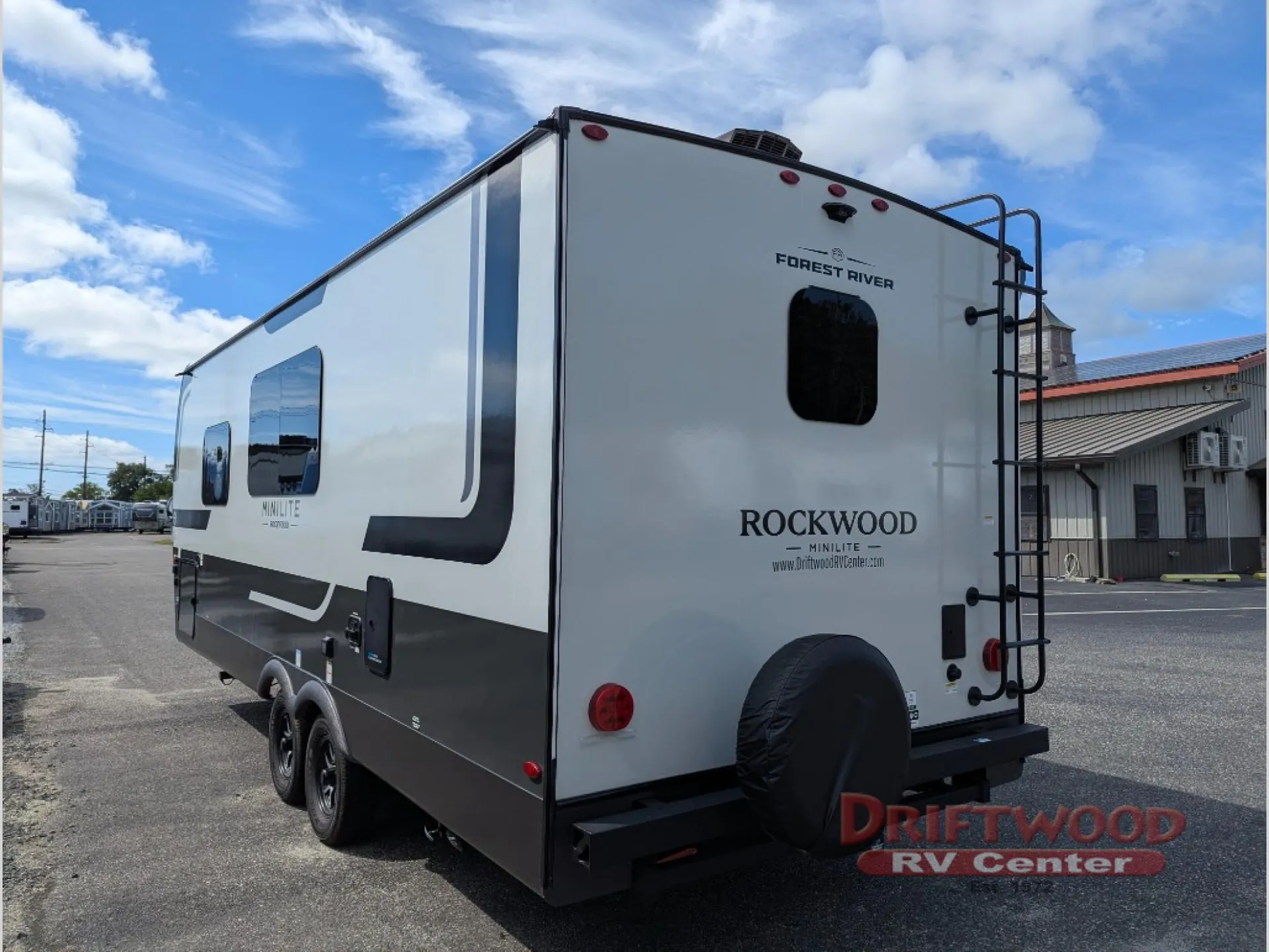 2027 Forest River Rockwood Mini Lite 2524FBT — Photo 5