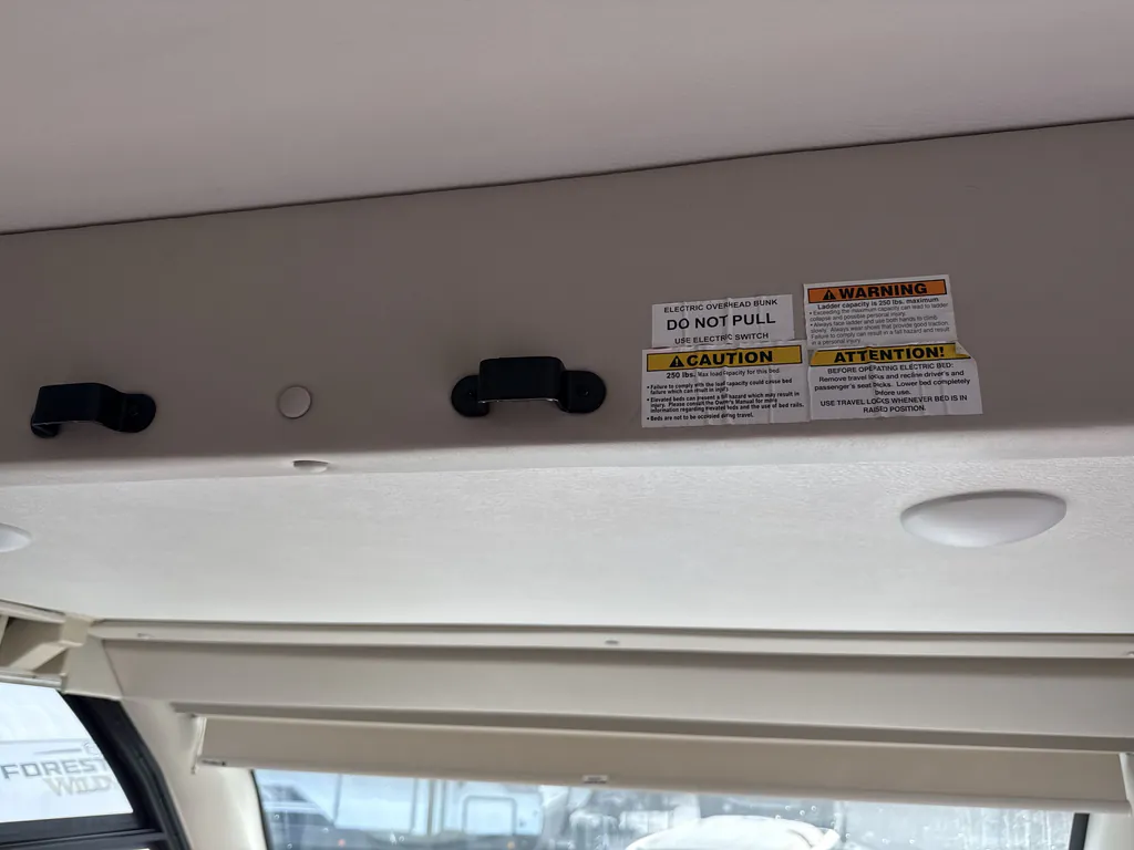 2023 Thor Motor Coach Vegas 24.3, Photos photo 10