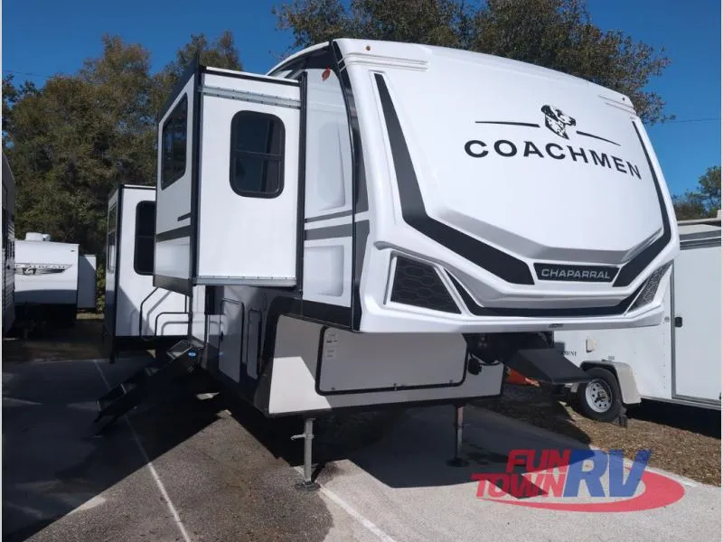 2026 Coachmen Chaparral 334FL - Photo 2