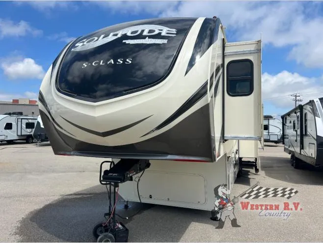 2021 Grand Design Solitude S-Class 3740BH - Photo 2