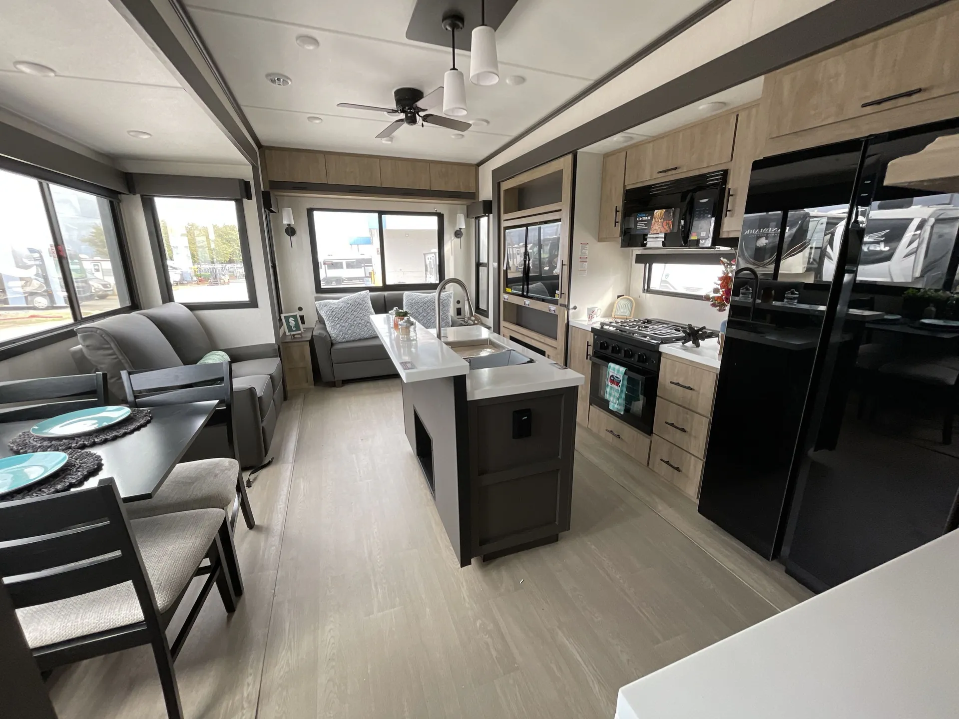 2026 Forest River Campsite Elite 32BAM — living area main