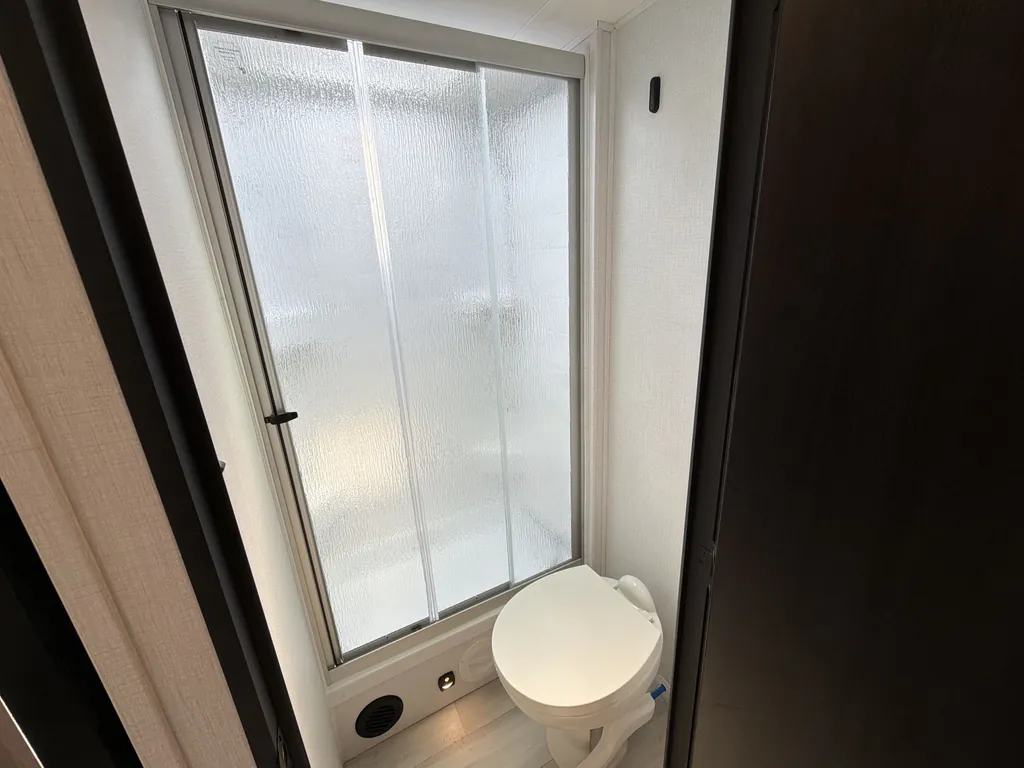 2027 Forest River Sunseeker 3050S, Photos photo 18