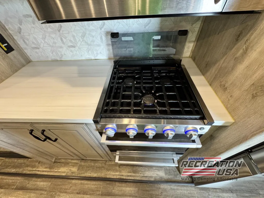2023 Keystone Avalanche 390DS, Photos photo 18