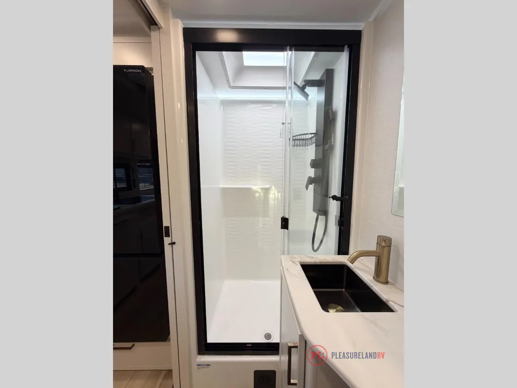 2026 Brinkley Model Ix 20X, Photos photo 16
