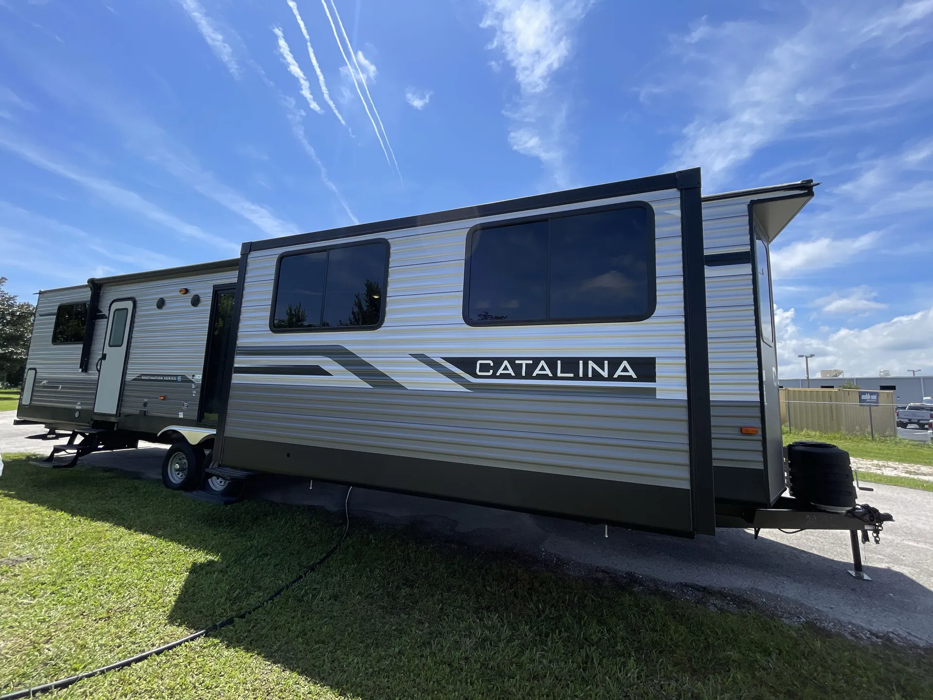 2024 Coachmen Catalina Destination 39MKTS - Photo 2
