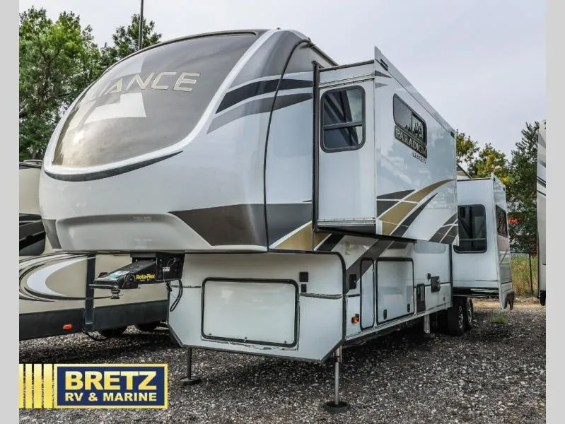 2021 Alliance RV Paradigm 372RK - Photo 4