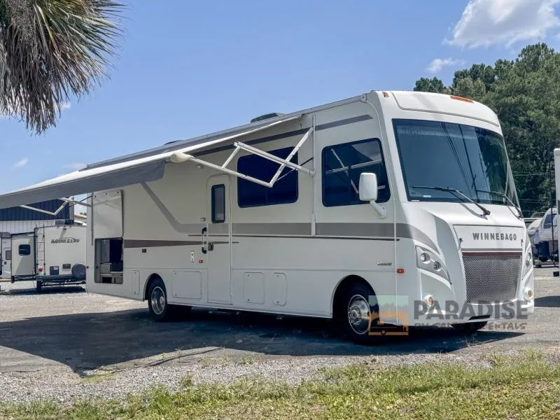 2018 Winnebago Intent 31P - Main photo