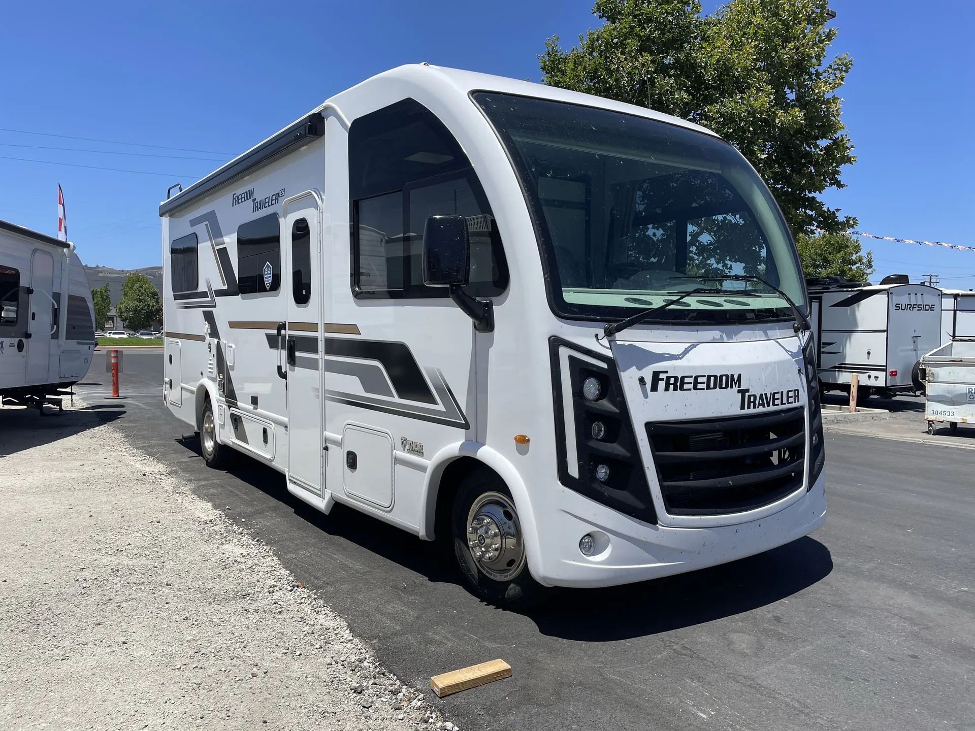 2027 Thor Motor Coach Freedom Traveler A24 - Photo 2