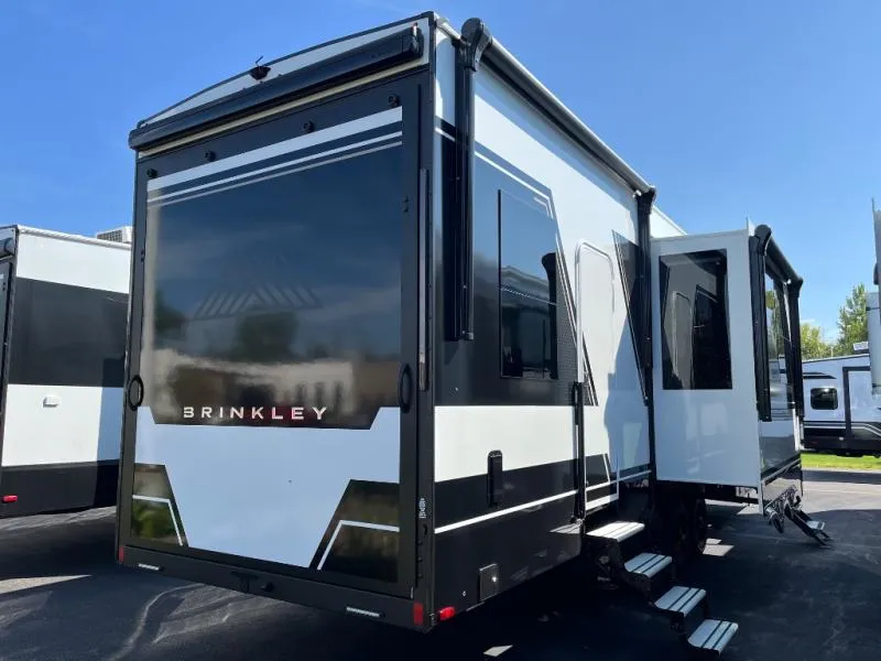 2026 Brinkley Model G 3500 - Photo 3