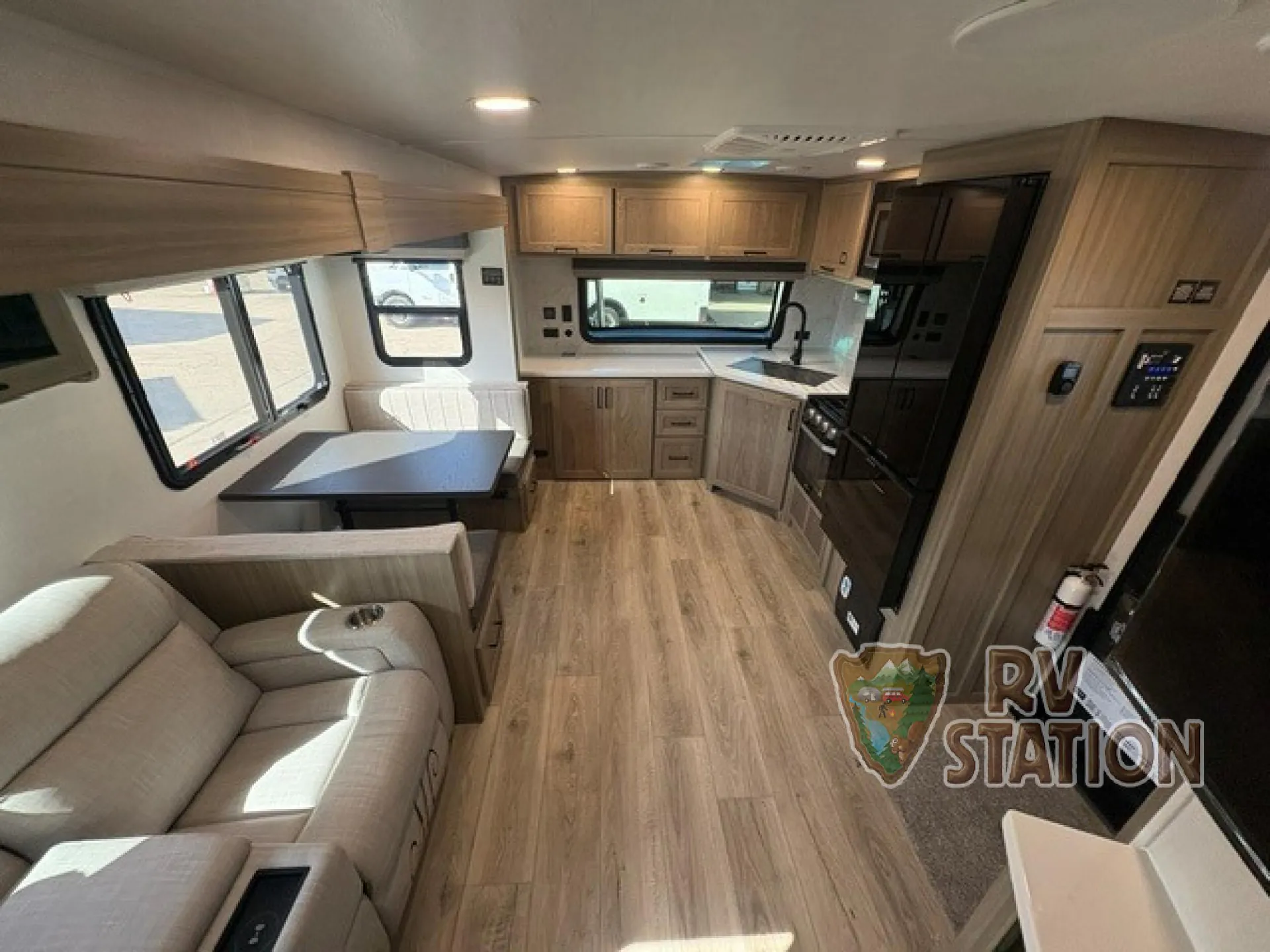 2027 Forest River Rockwood Ultra Lite 2608BS — Photo 6