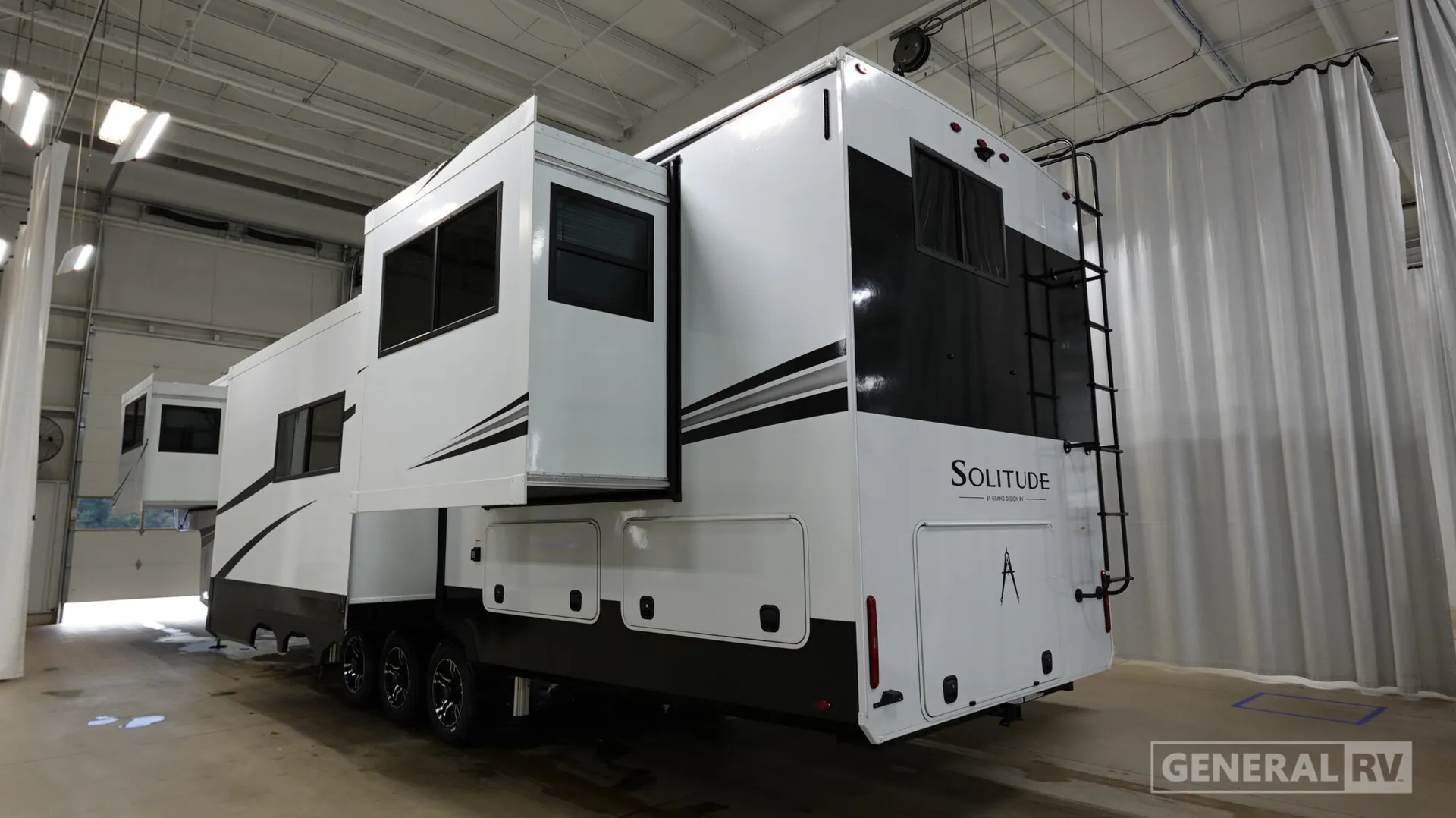 2026 Grand Design Solitude 414LJMJ - Photo 4