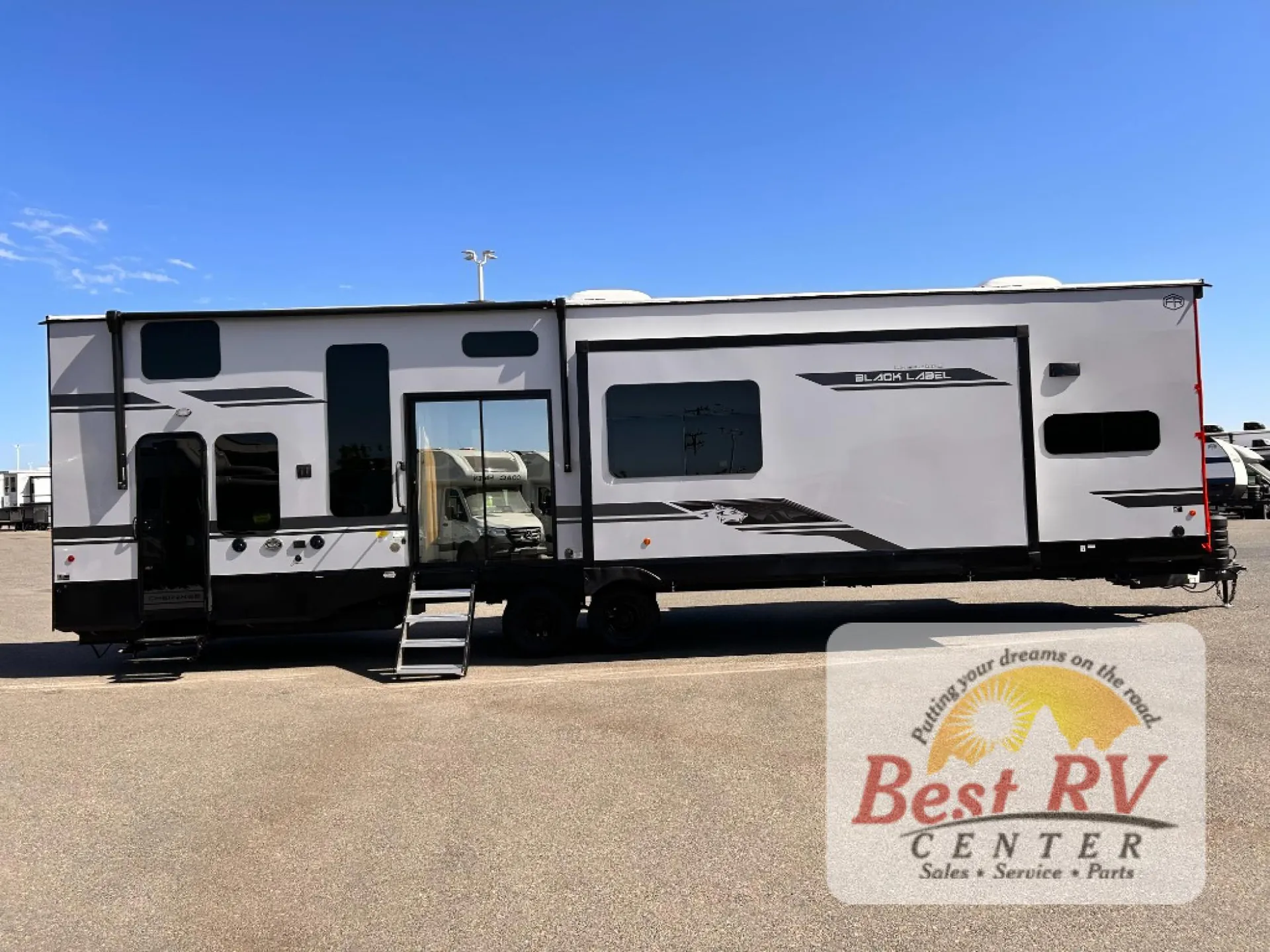 2027 Forest River Cherokee Timberwolf Black Label 39DKBL - Photo 3