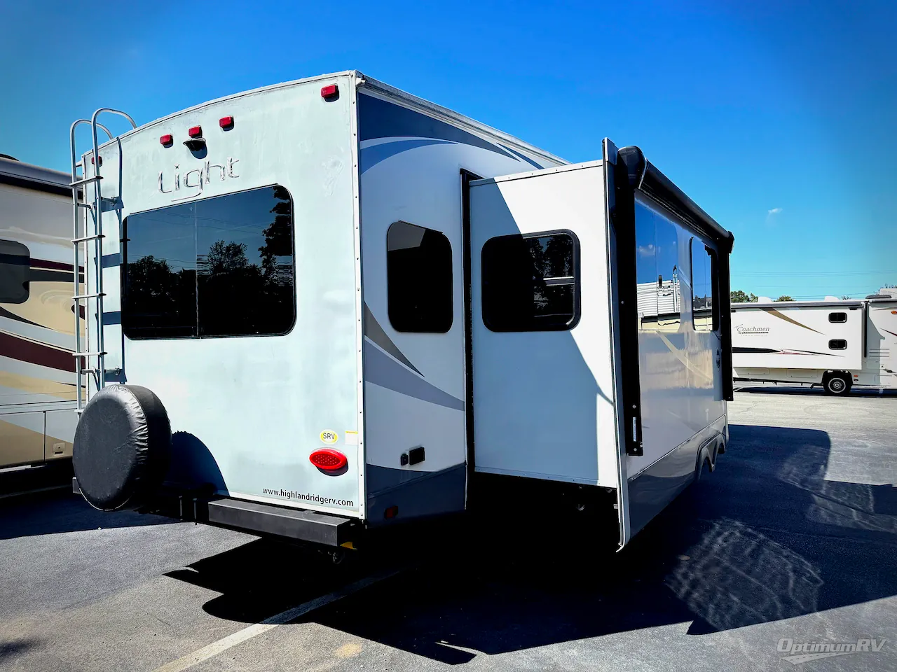 2018 Highland Ridge Light LF291RLS - Photo 3