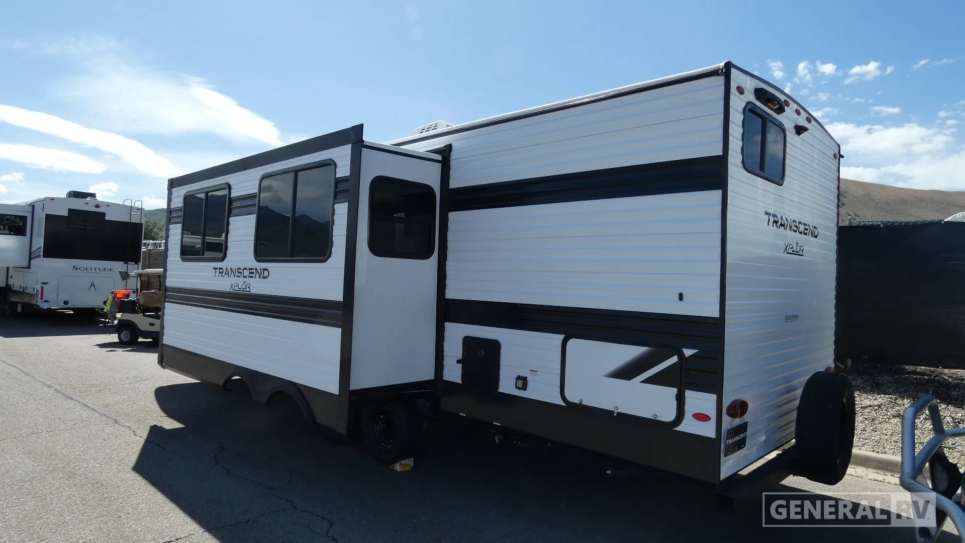2026 Grand Design Transcend Xplor 27DBX - Photo 4