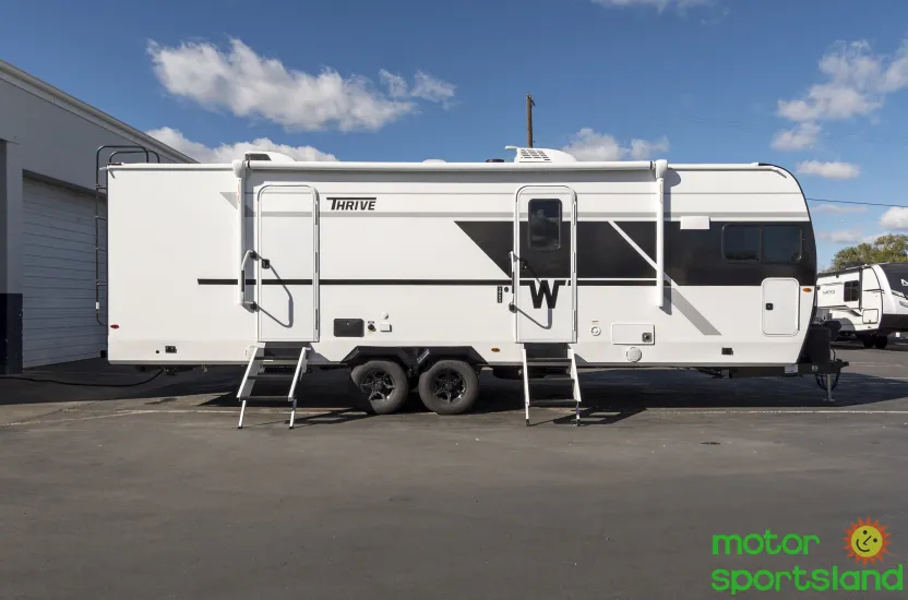 2026 Winnebago Thrive 26FKD - Photo 3