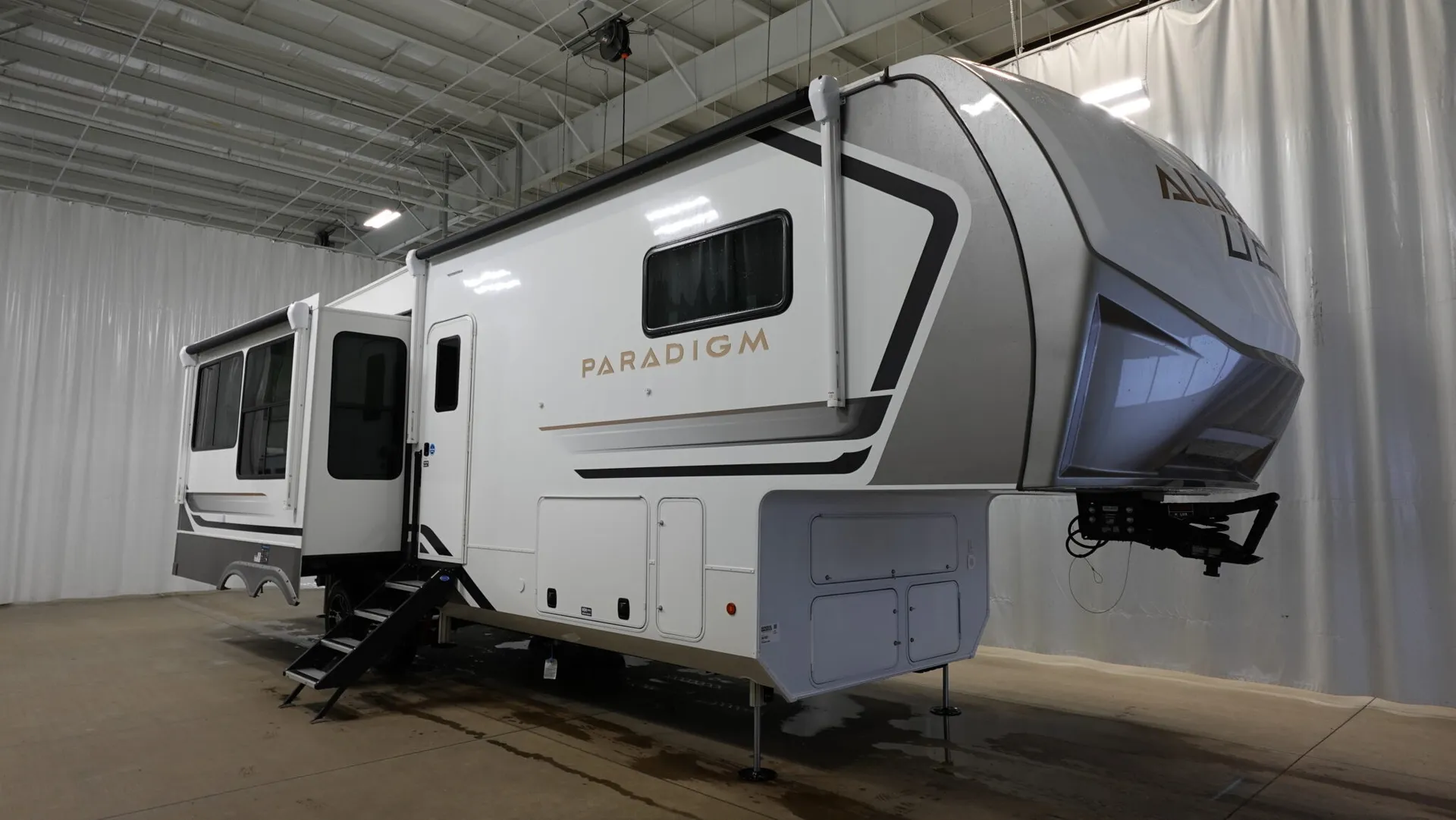 2026 Alliance RV Paradigm 310RL - Photo 2