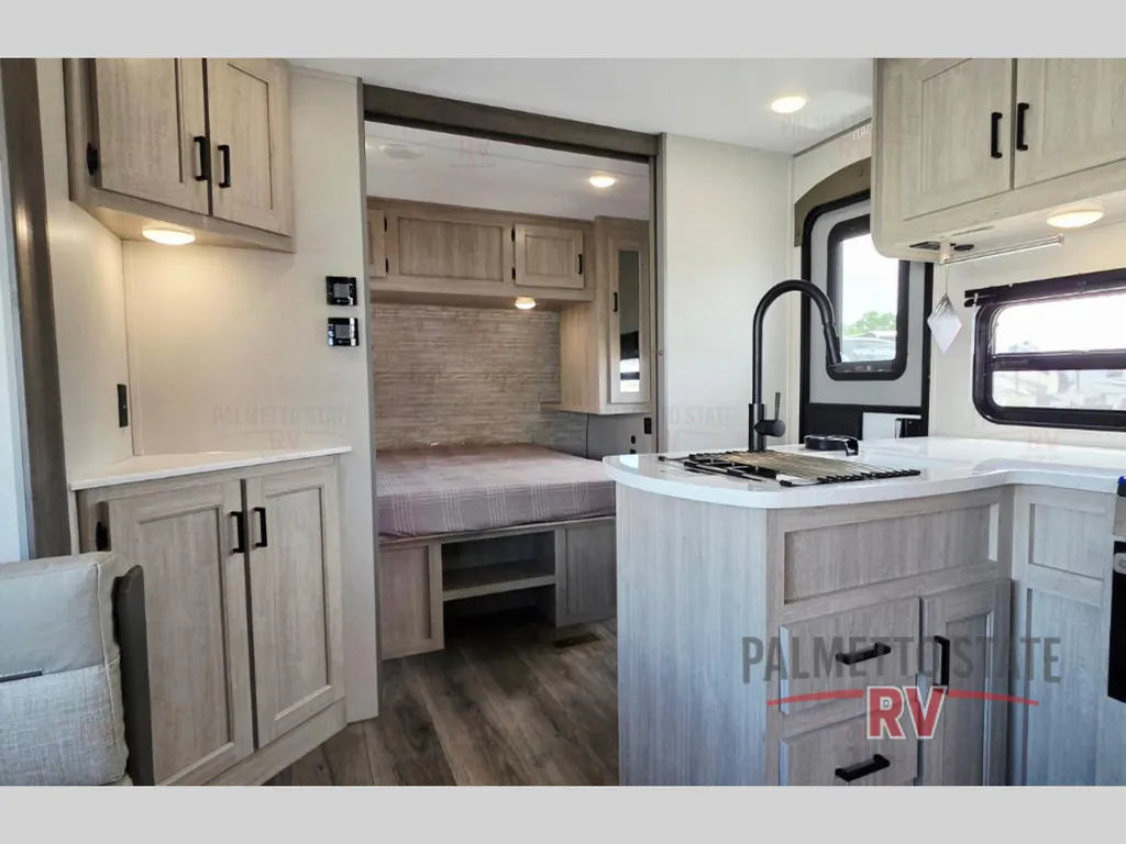 2026 Coachmen Catalina Legacy Edition 273DBHCK, Photos photo 21