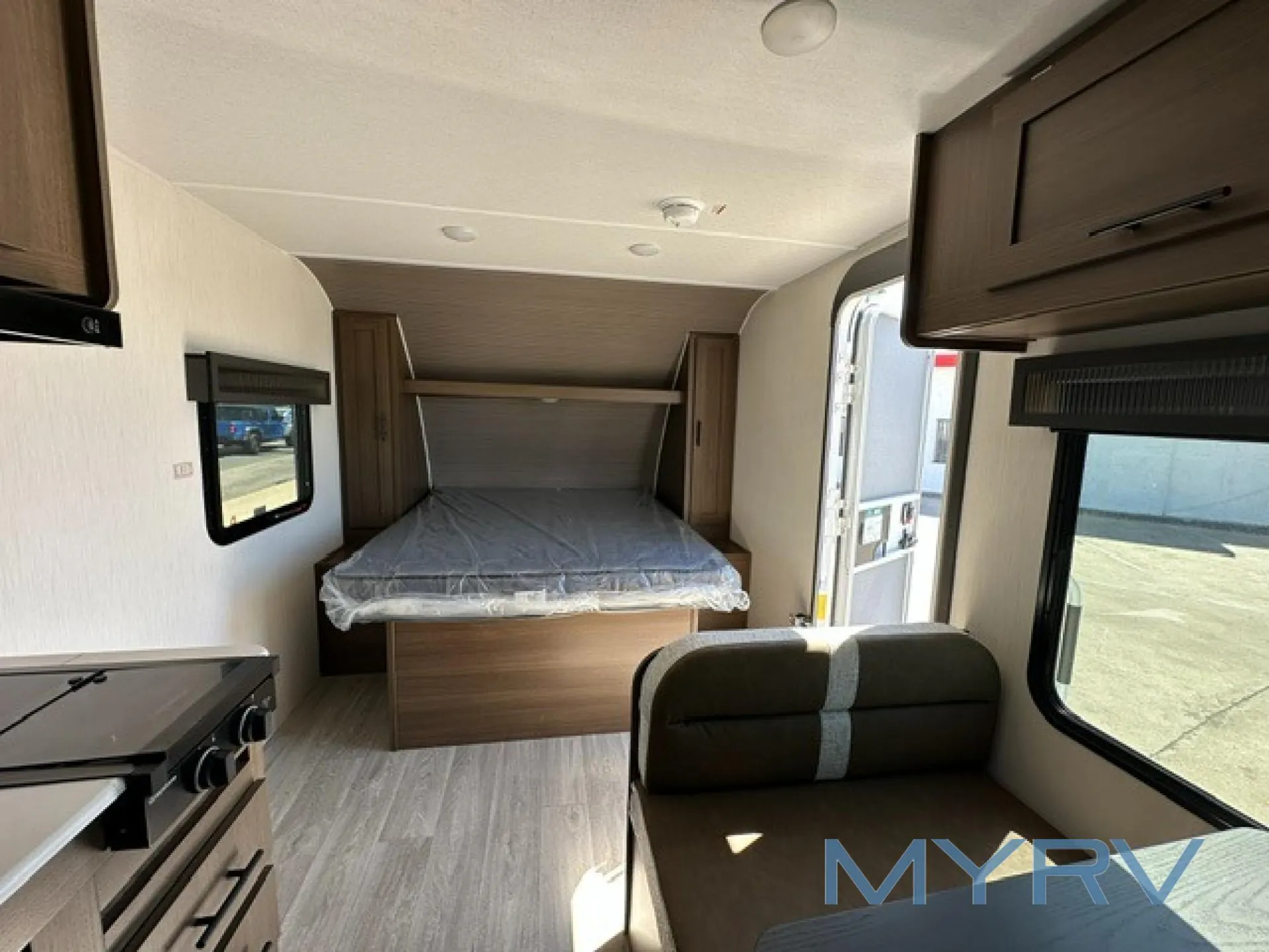 2027 Forest River Wildcat ONE 160BATH — Photo 6