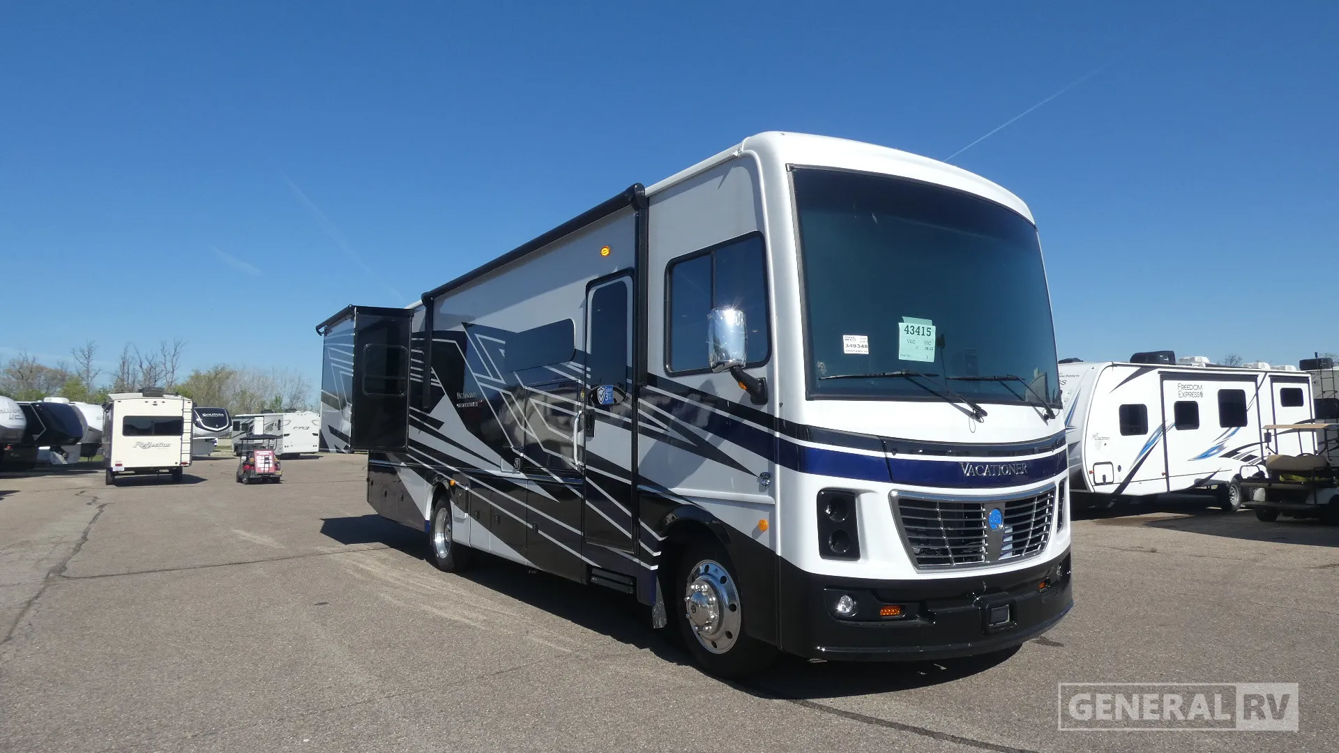2026 Holiday Rambler Vacationer 33C - Photo 2