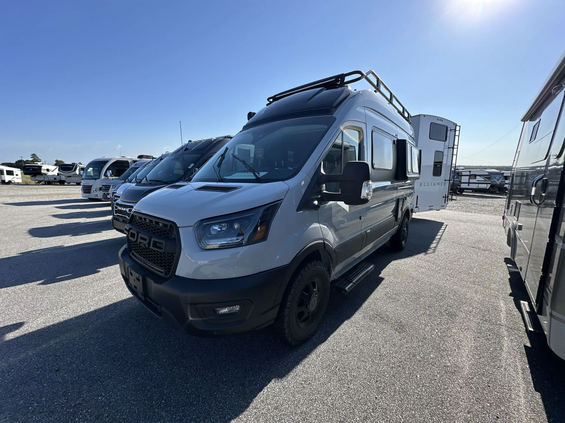 2026 Grand Design Lineage Series VT LVT1 - Photo 4