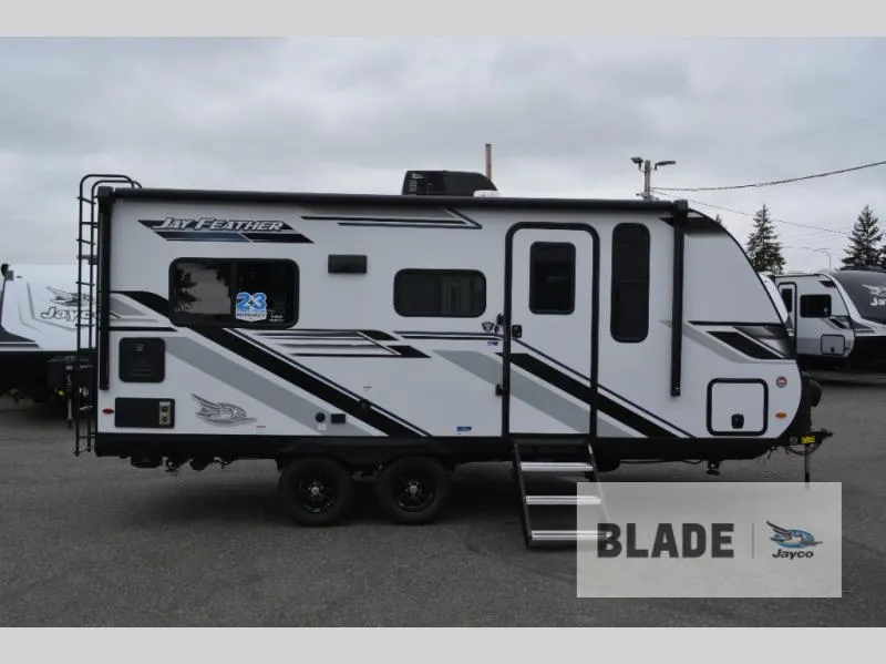 2026 Jayco Jay Feather 19MRK - Photo 4
