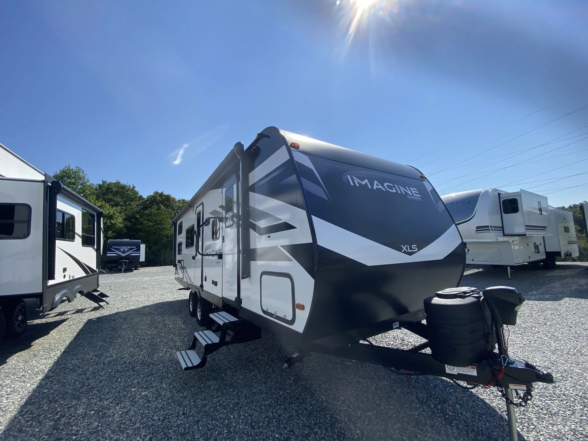 2025 Grand Design Imagine XLS 25DBE - Photo 2