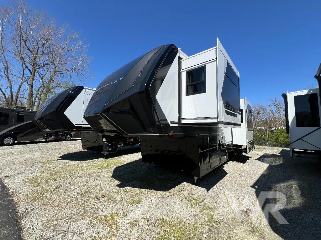2026 Brinkley Model G 3520, Photos photo 4