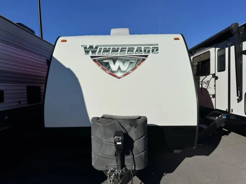 2017 Winnebago Minnie 2201 DS - Photo 2