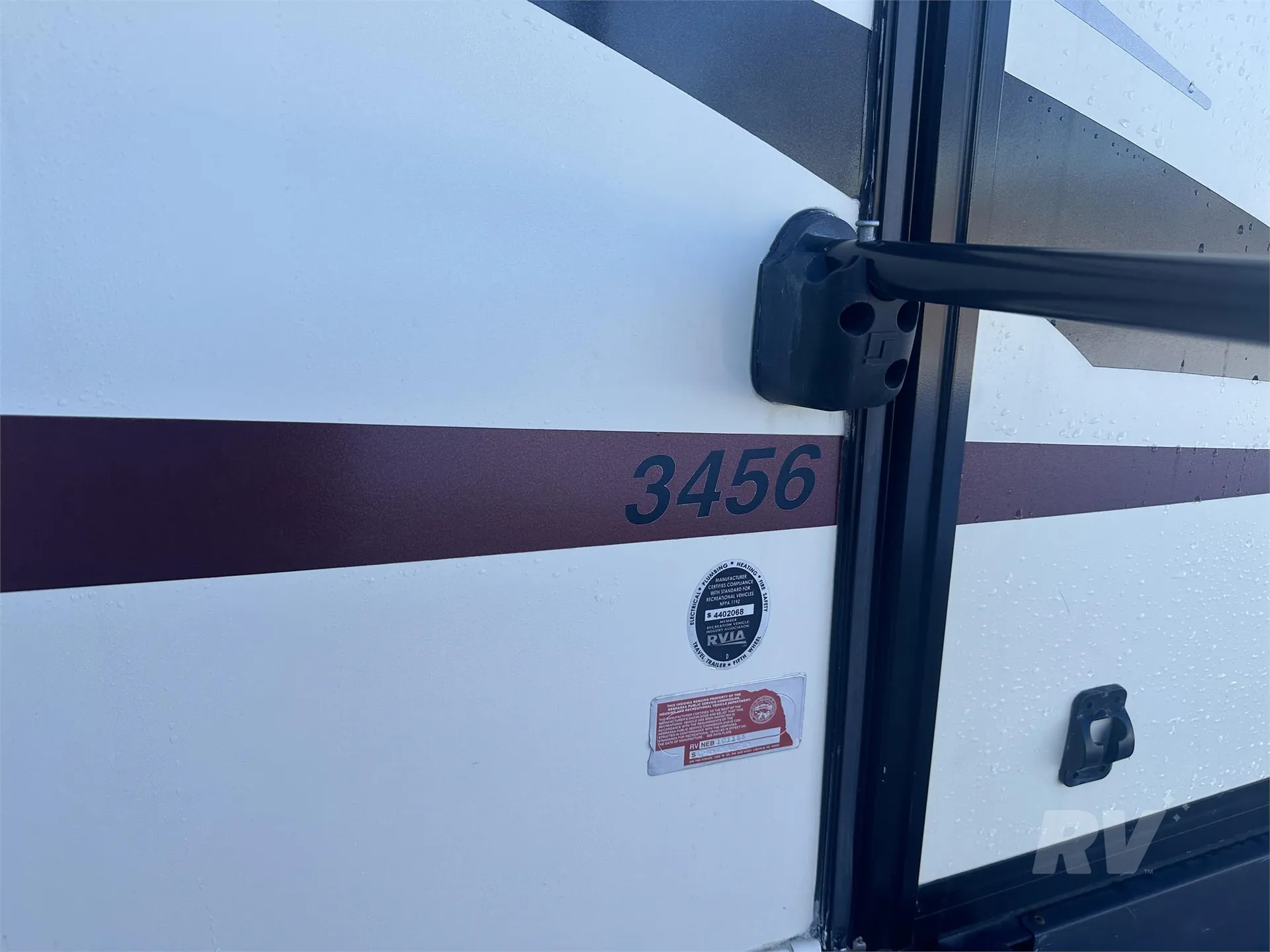 2017 Forest River Cardinal 3456RL — Photo 6