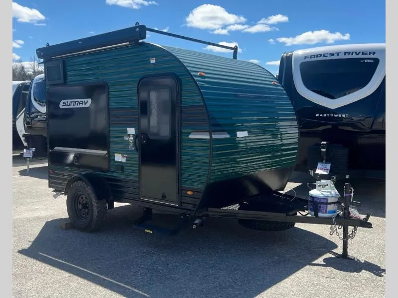 2026 Sunset Park RV SunRay 139T - Photo 2