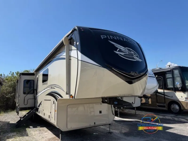 2021 Jayco Pinnacle 36FBTS - Photo 2