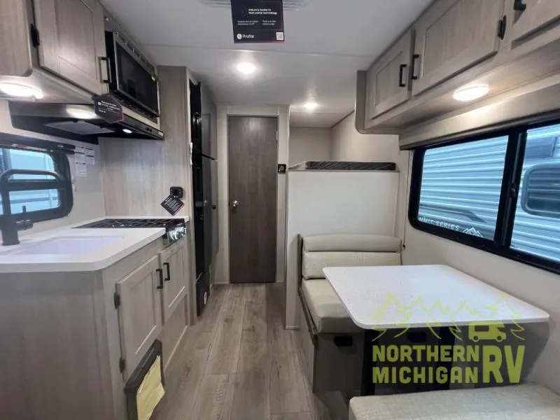 2026 Coachmen Catalina Summit Series 7 164BHX - Photo 4