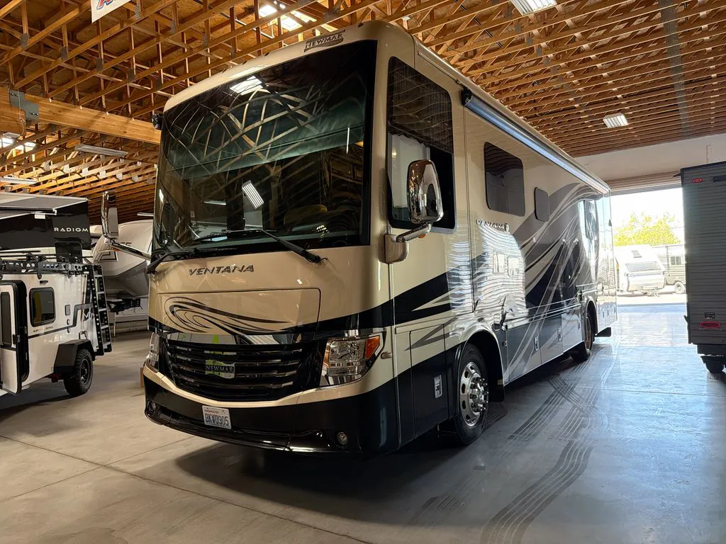 2018 Newmar Ventana 3407 - Photo 3