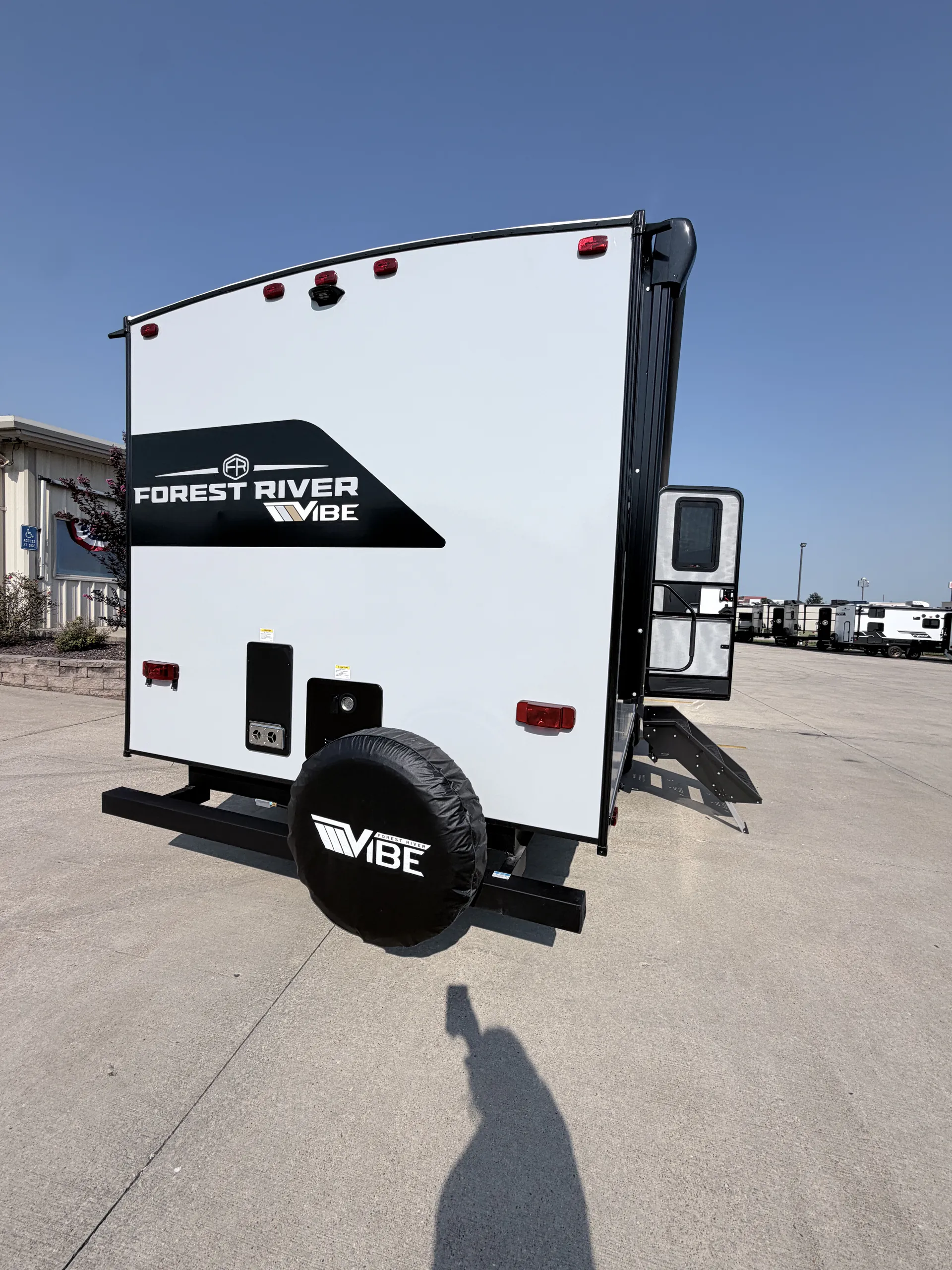 2027 Forest River Vibe 2900KB — Photo 6