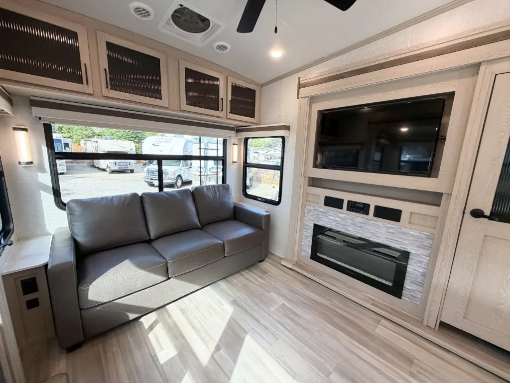 2022 Forest River Rockwood Ultra Lite 2893BS, Photos photo 12