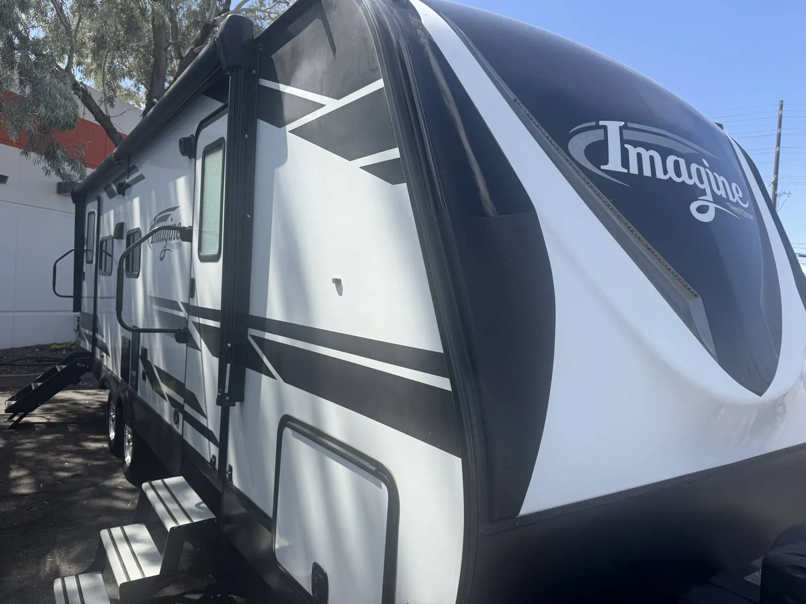 2021 Grand Design Imagine 2500RL - Photo 2
