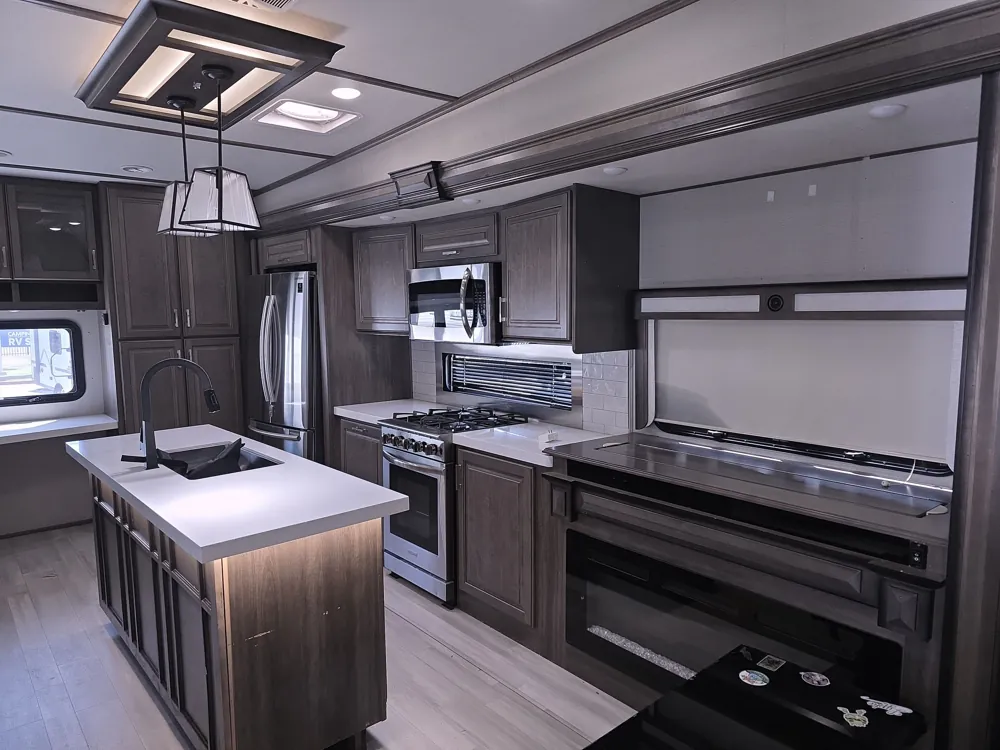 2021 Grand Design Solitude 345GK — living area main