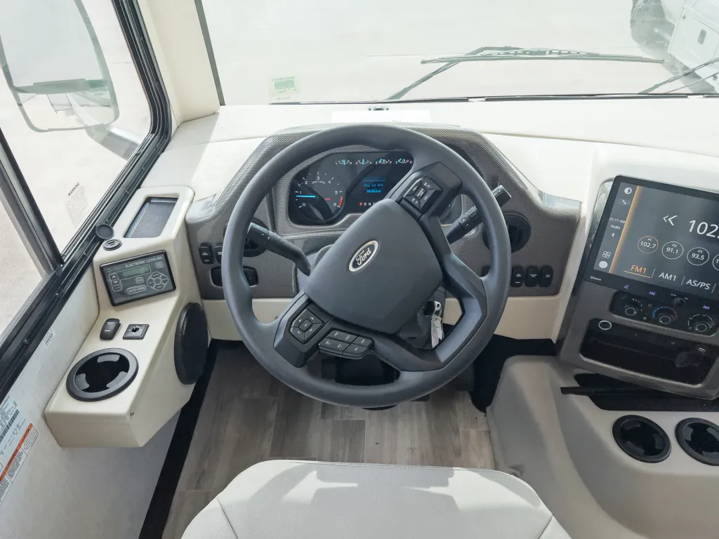 2027 Thor Motor Coach Windsport 36H, Photos photo 3