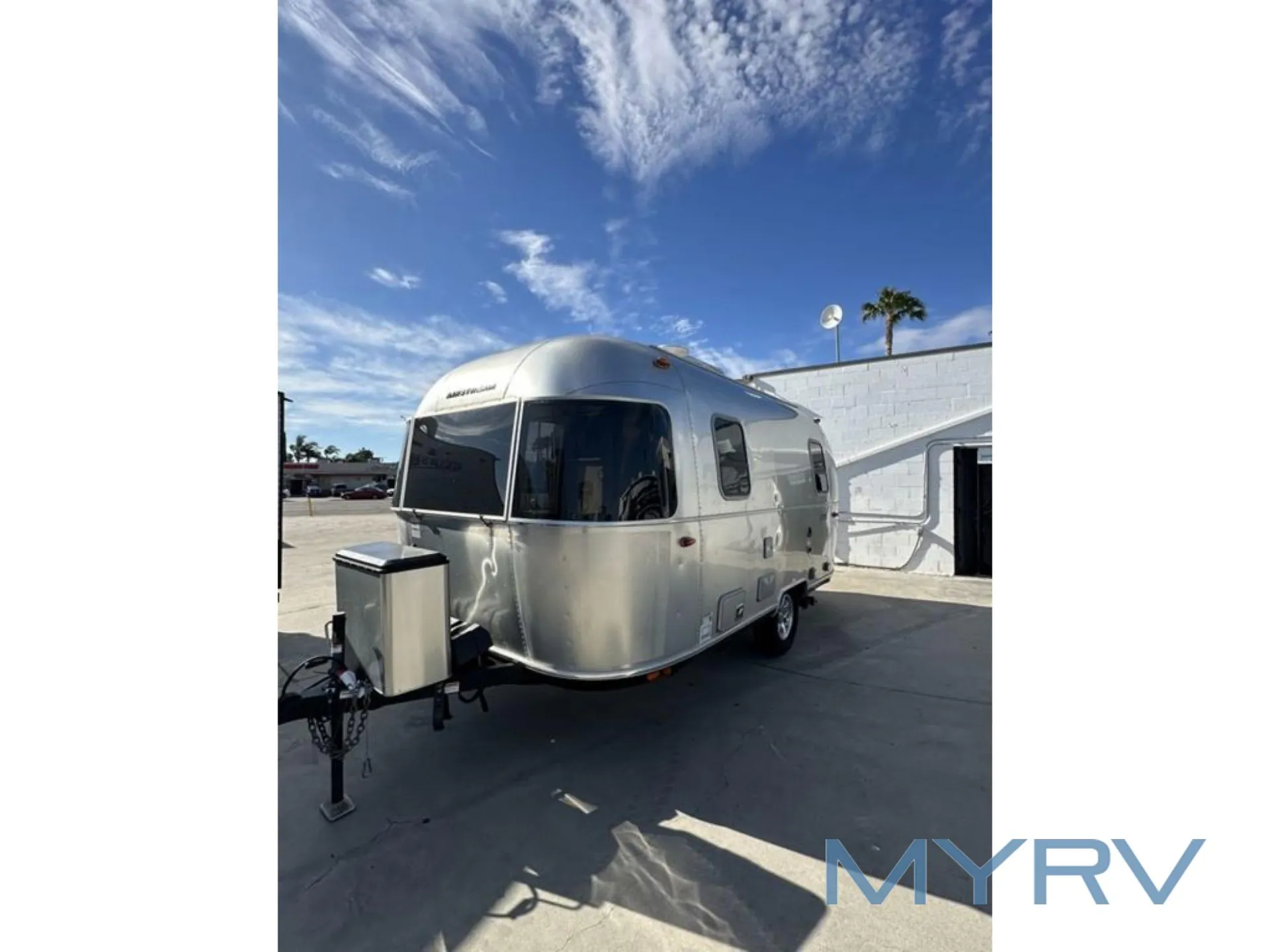 2022 Airstream Bambi 19CB - Photo 2