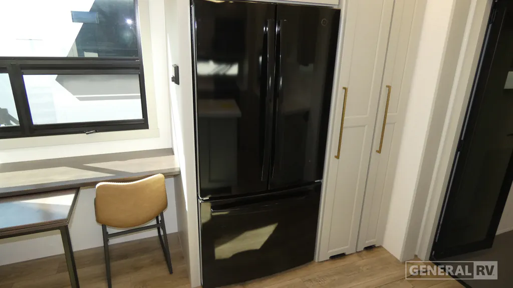 2025 Brinkley Model G 3970, Photos photo 23