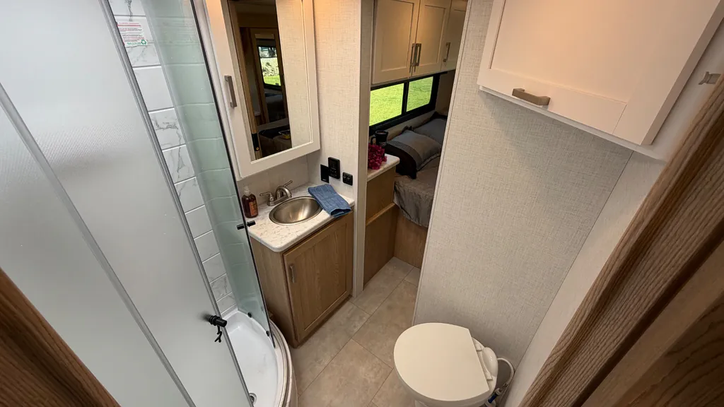 2026 Thor Motor Coach Freedom Elite 31FE, Photos photo 14
