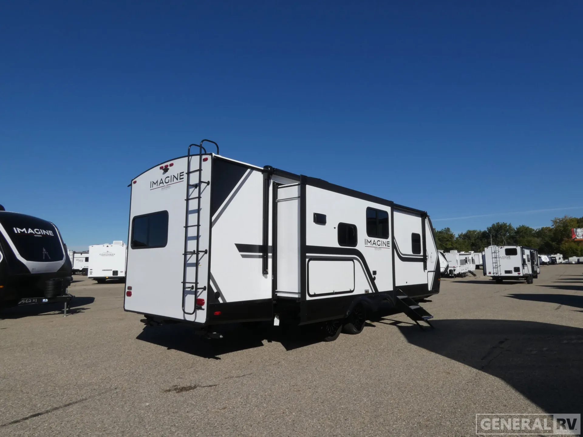 2026 Grand Design Imagine 2670MK - Photo 4