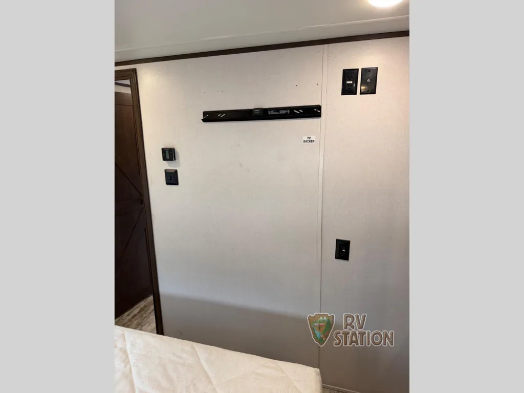 2022 Forest River XLR Nitro 35DK5, Photos photo 19