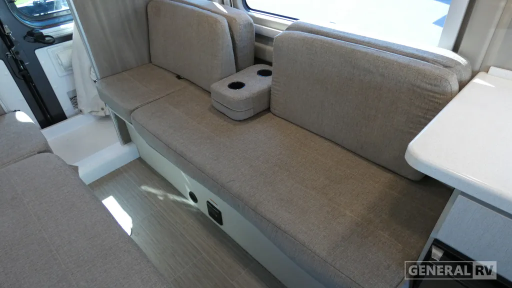 2021 Thor Motor Coach Tellaro 20LT, Photos photo 20