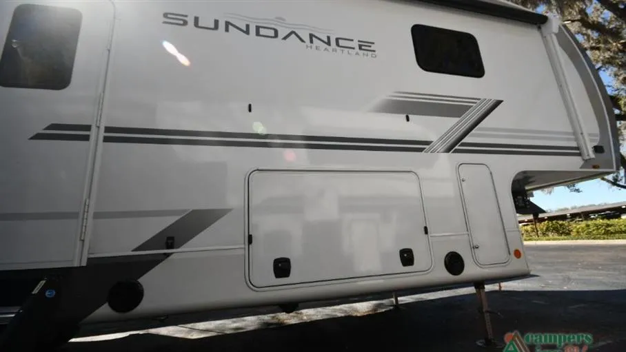 2026 Heartland Sundance 32RLBS - Photo 3