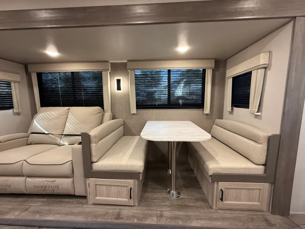 2024 Coachmen Catalina Legacy Edition 283FEDS, Photos photo 10