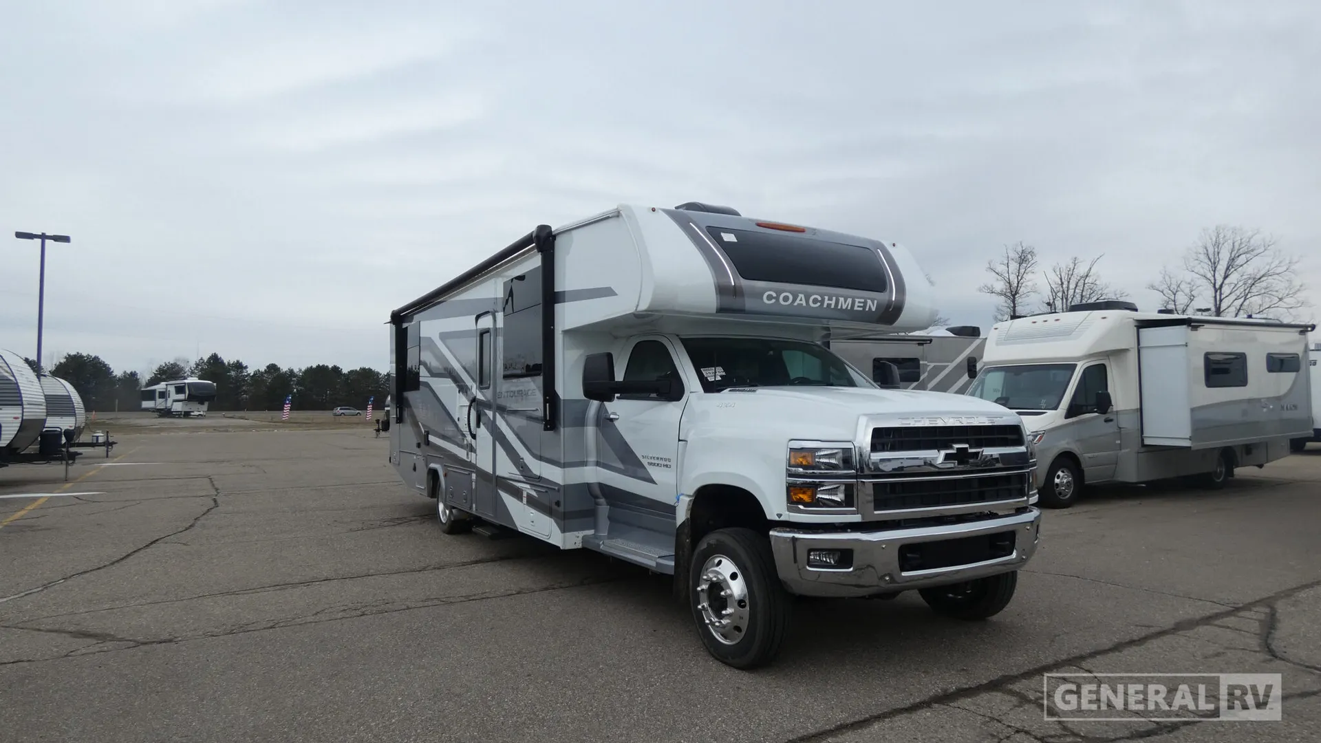 2026 Coachmen Entourage 320LV - Photo 2