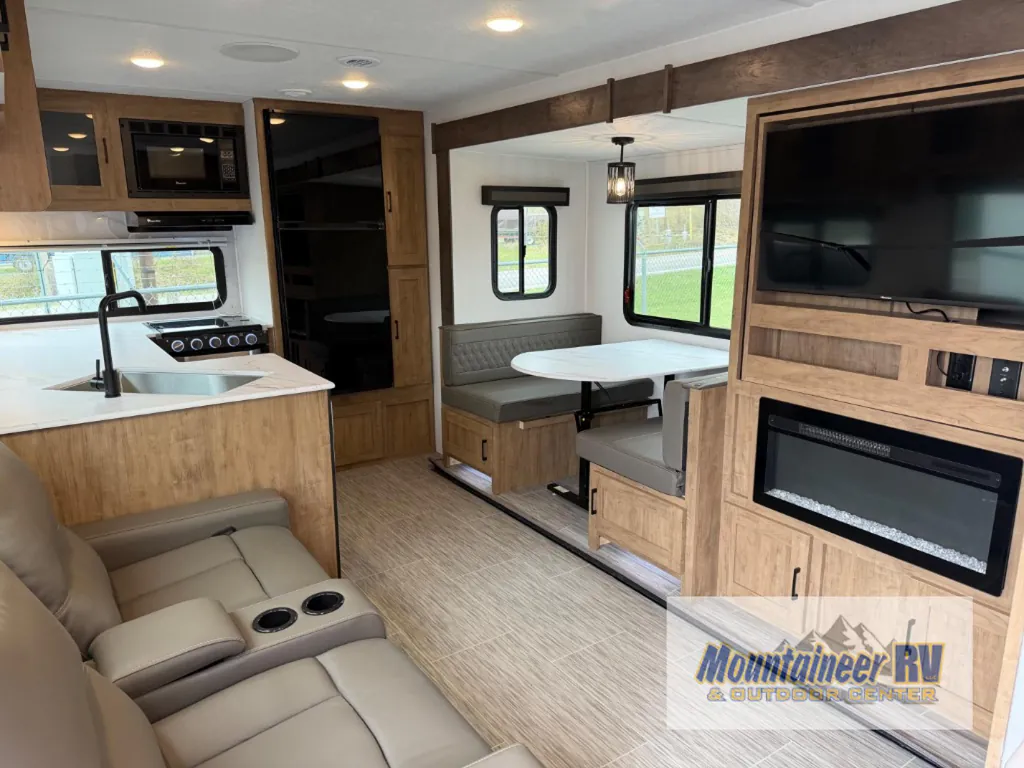 2024 Coachmen Freedom Express Ultra Lite 274RKS, Photos photo 25
