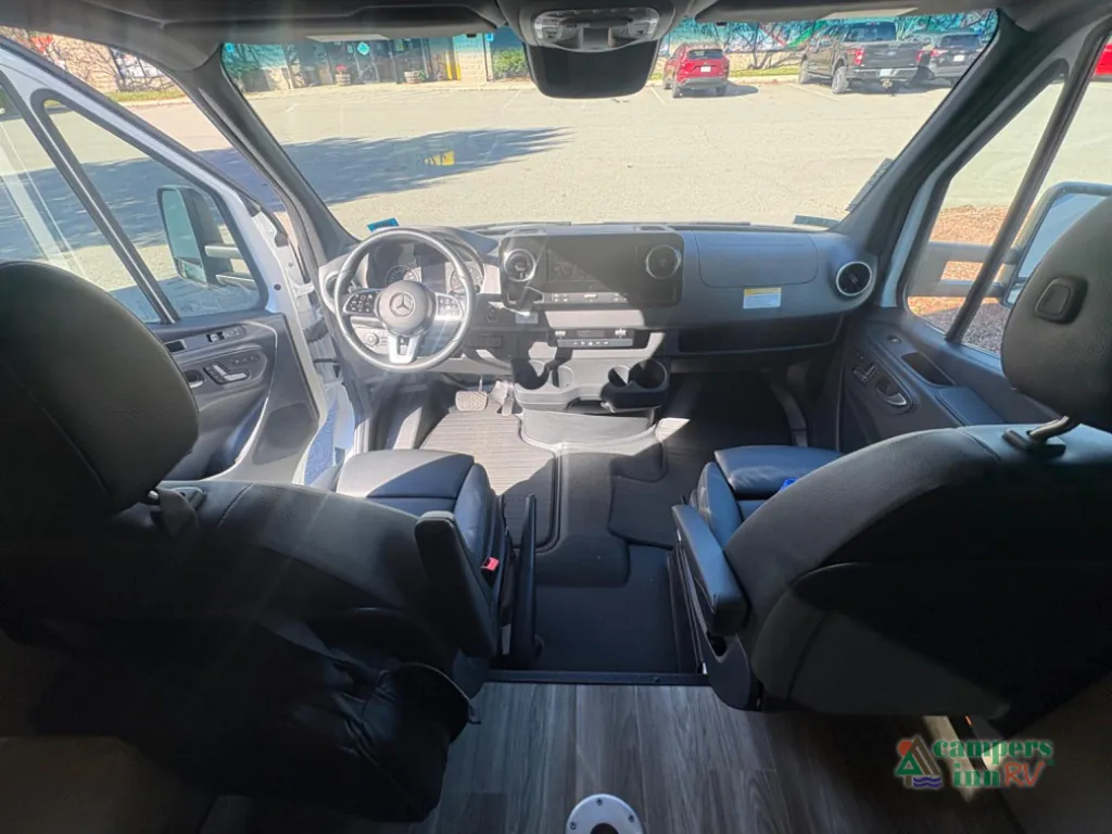 2024 Tiffin Wayfarer 25 RLW, Photos photo 46