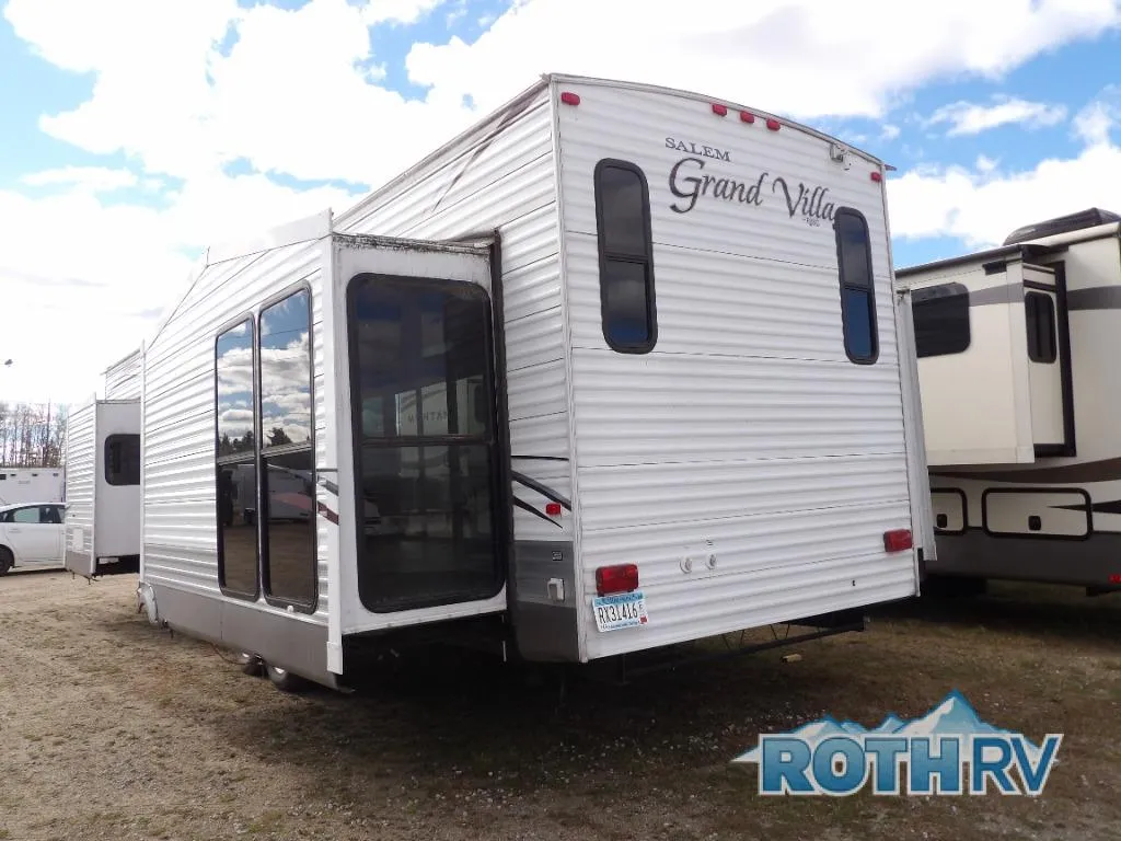 2014 Forest River RV Salem Villa Series Used    408REDS Grand - Photo 3